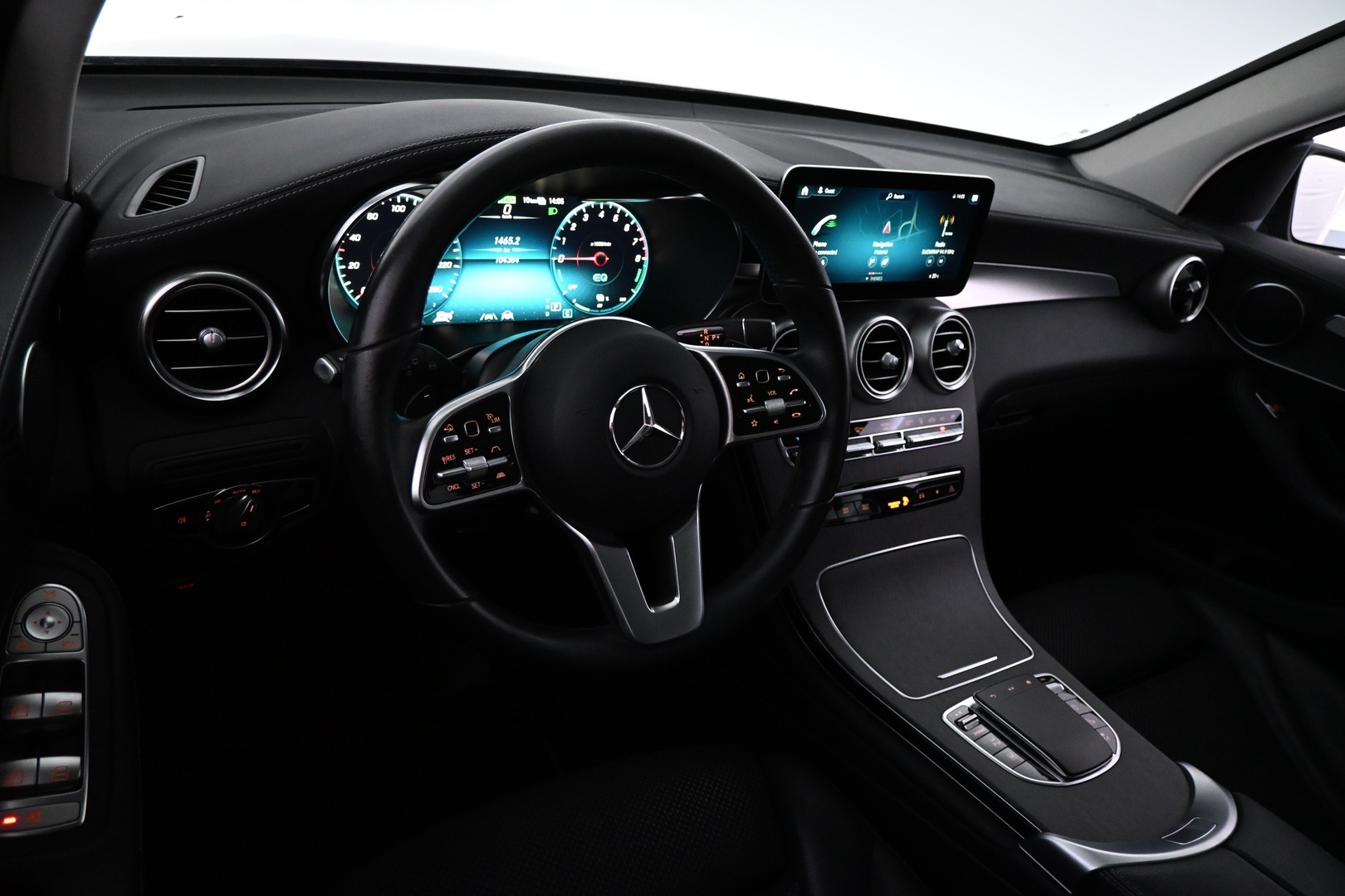 MERCEDES-BENZ GLC 2022