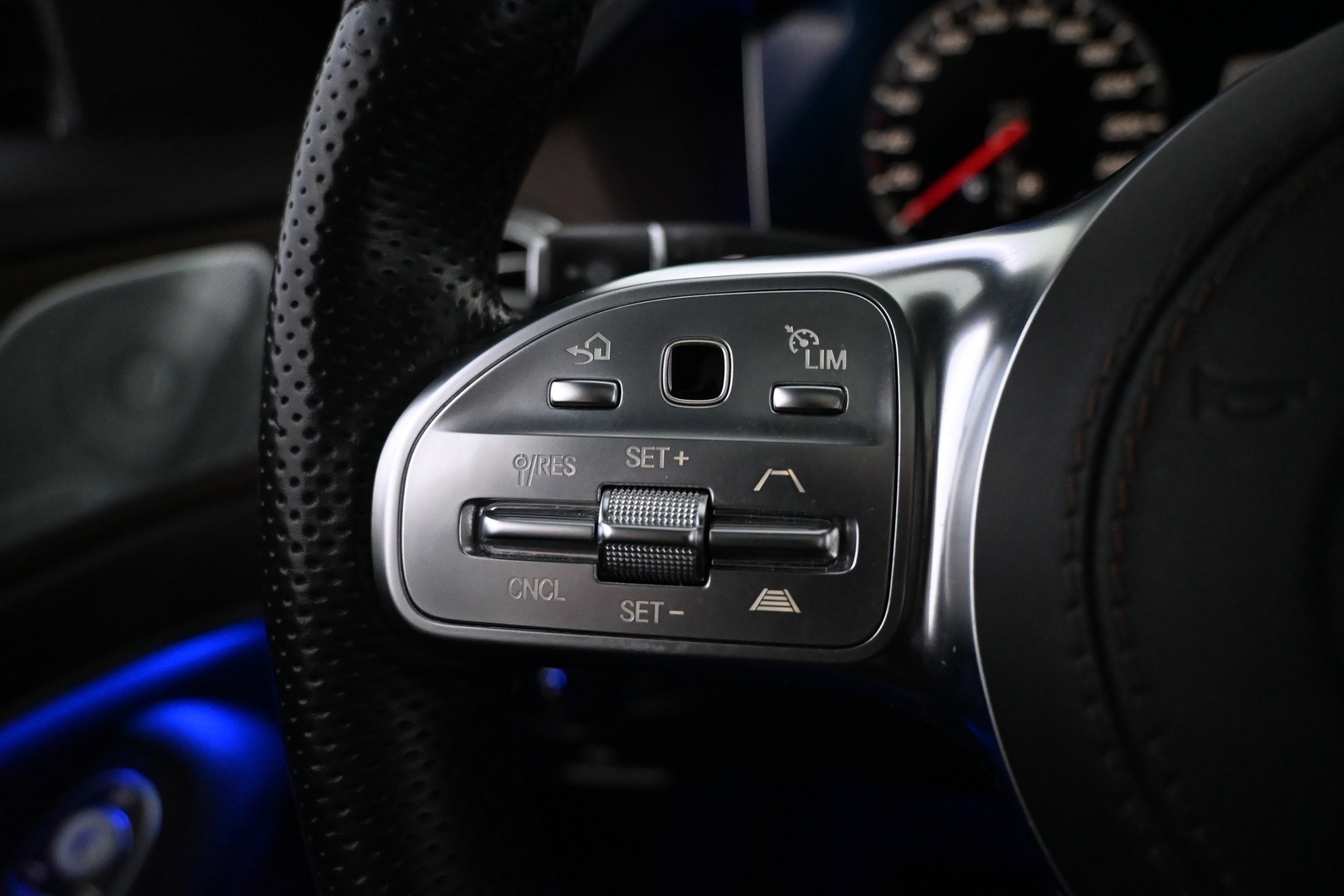 MERCEDES-BENZ S 2018