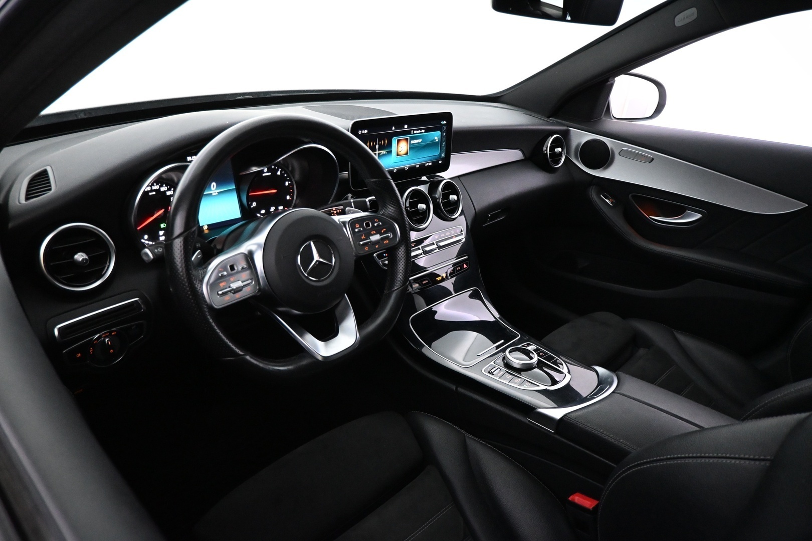 MERCEDES-BENZ C 2019