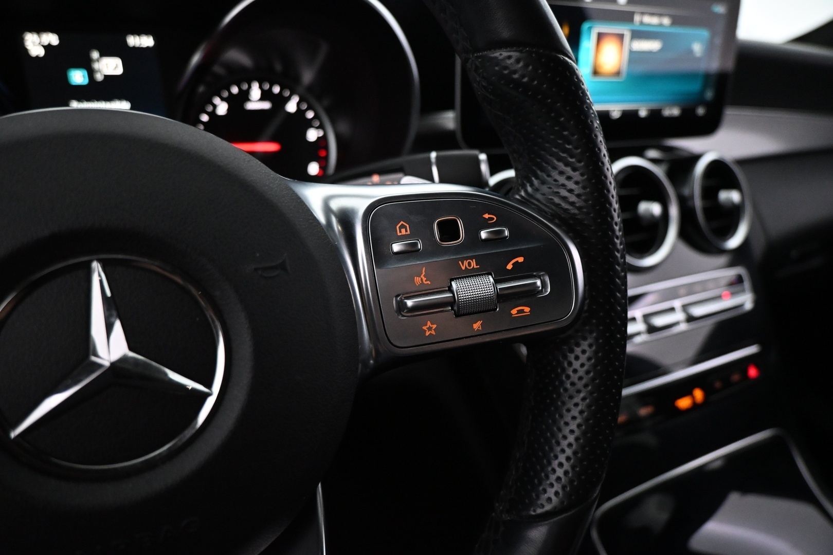 MERCEDES-BENZ C 2019