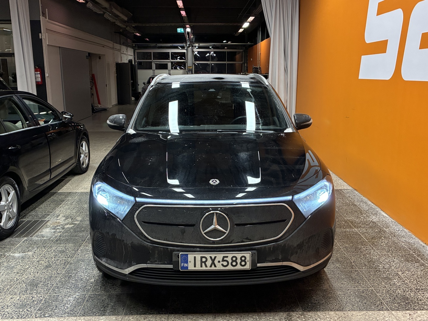 MERCEDES-BENZ EQA 2023