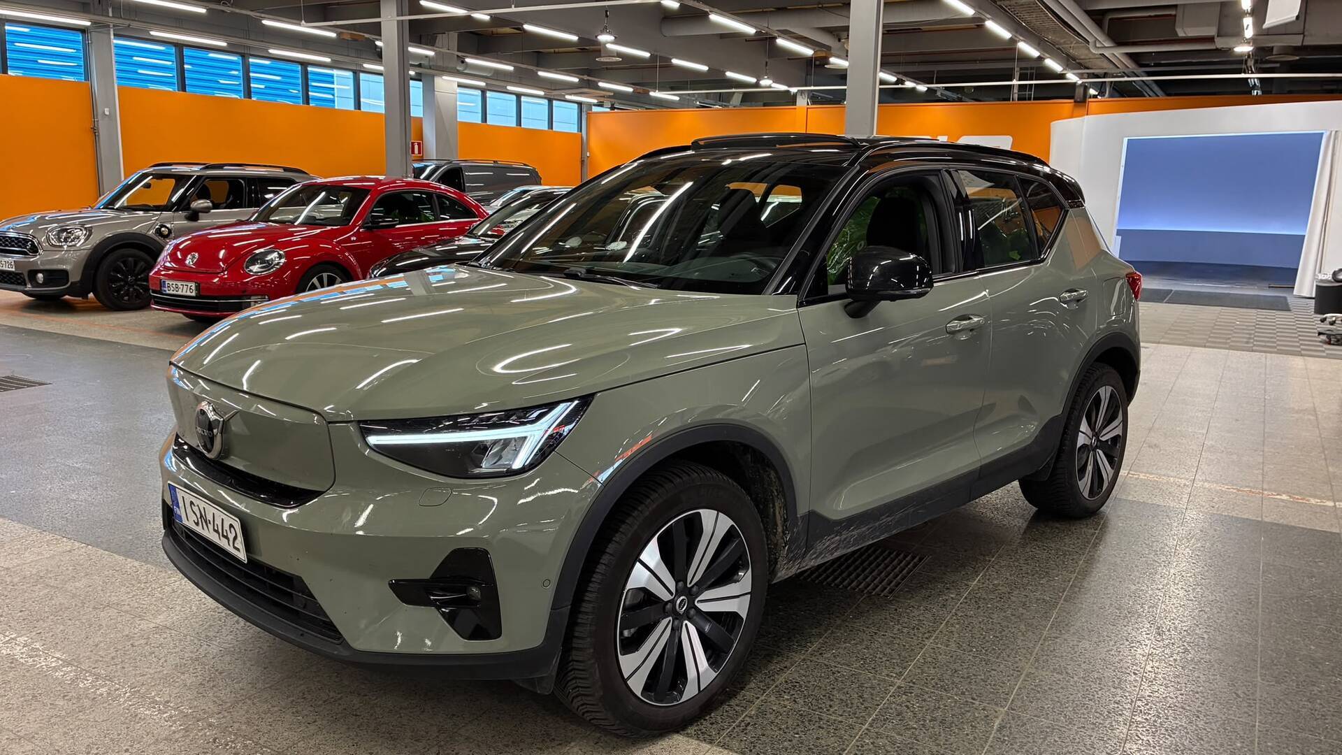 VOLVO XC40 2023