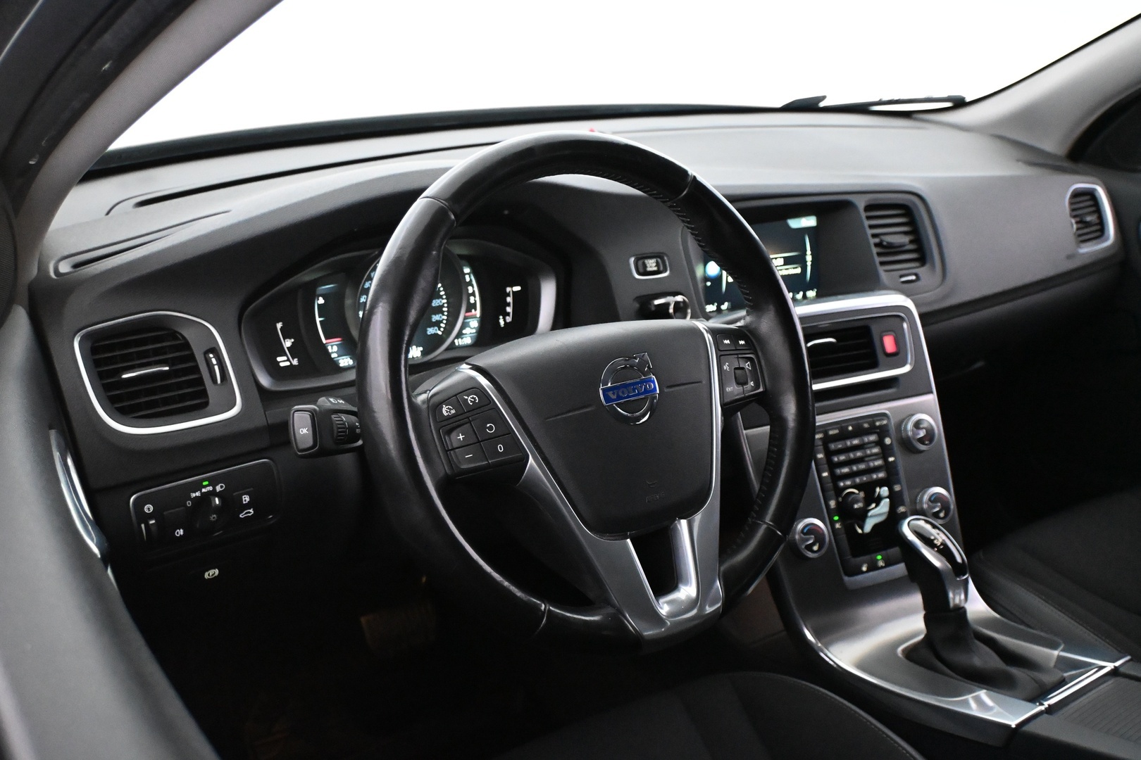 VOLVO V60 Cross Country 2016