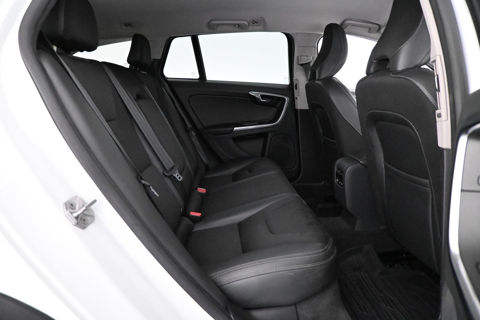 VOLVO V60 Cross Country 2016