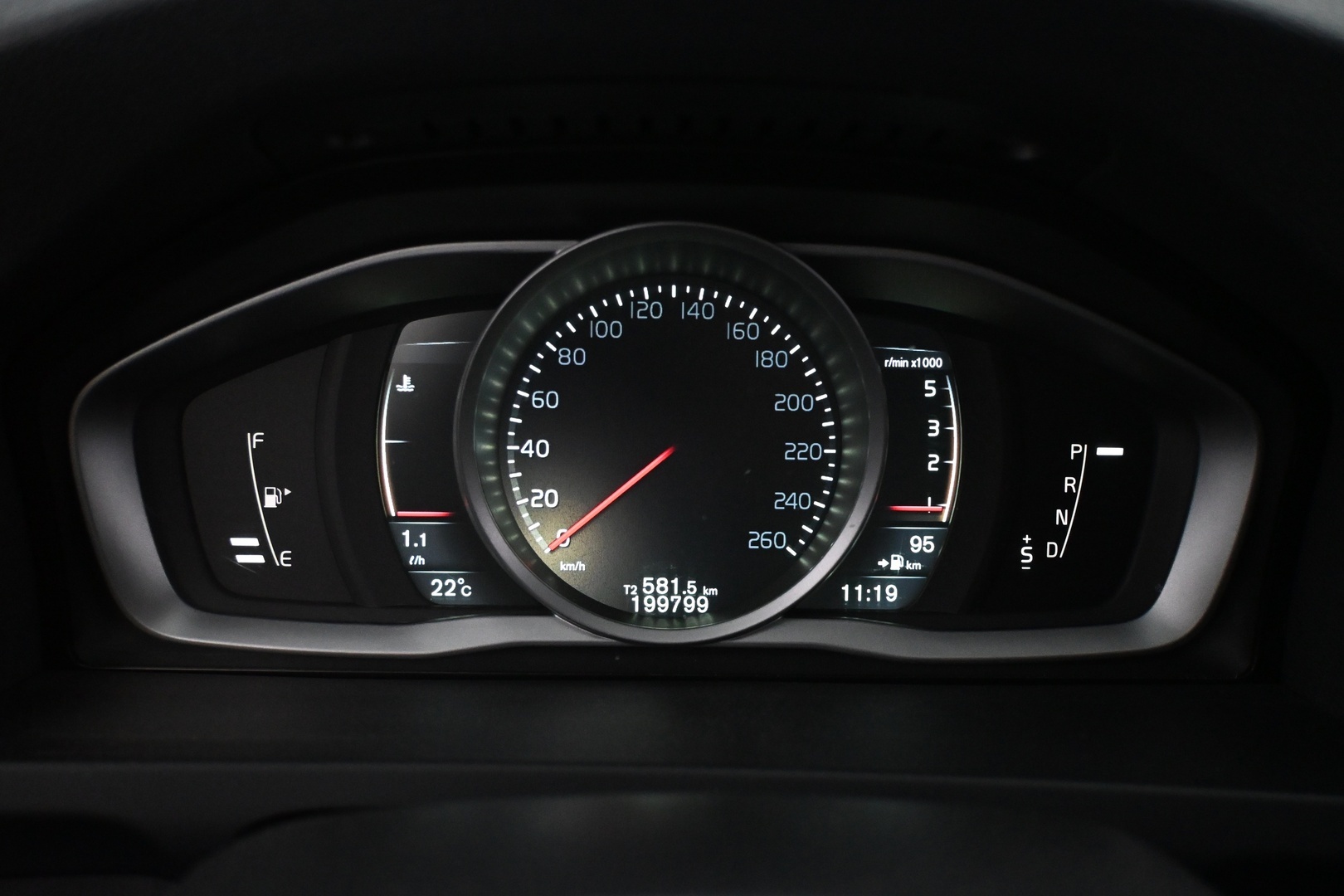 VOLVO V60 Cross Country 2016