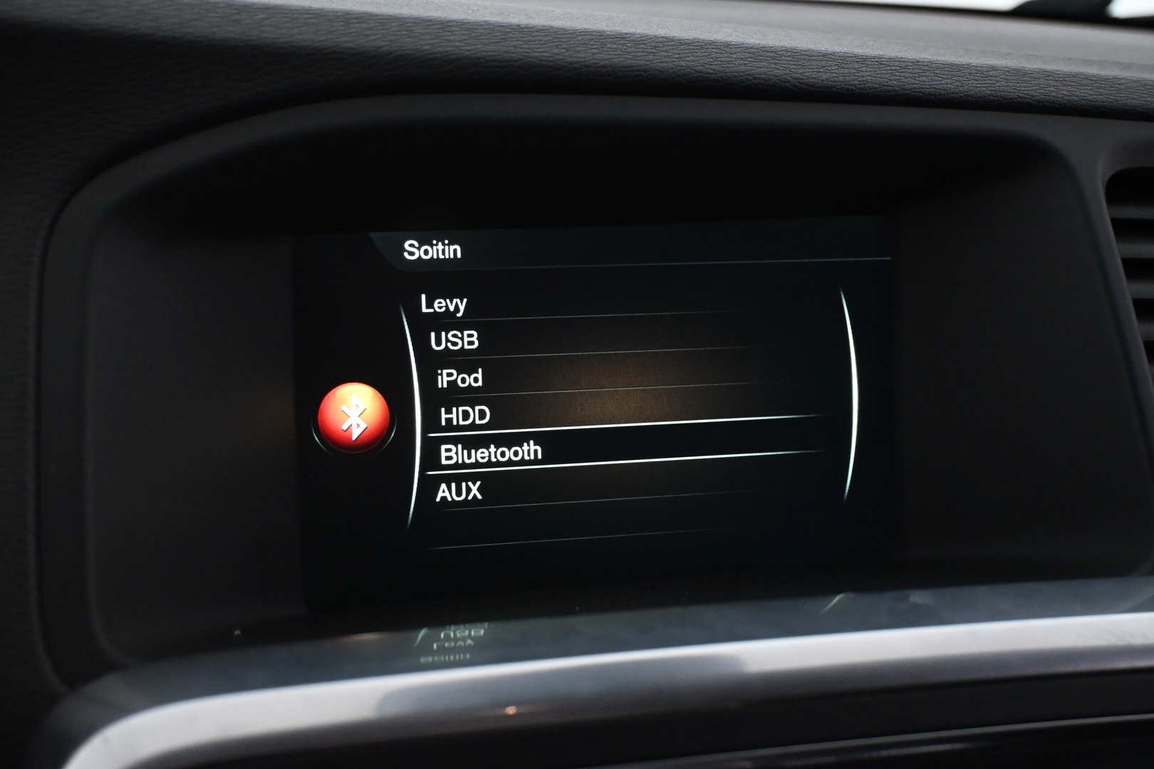 VOLVO V60 Cross Country 2016