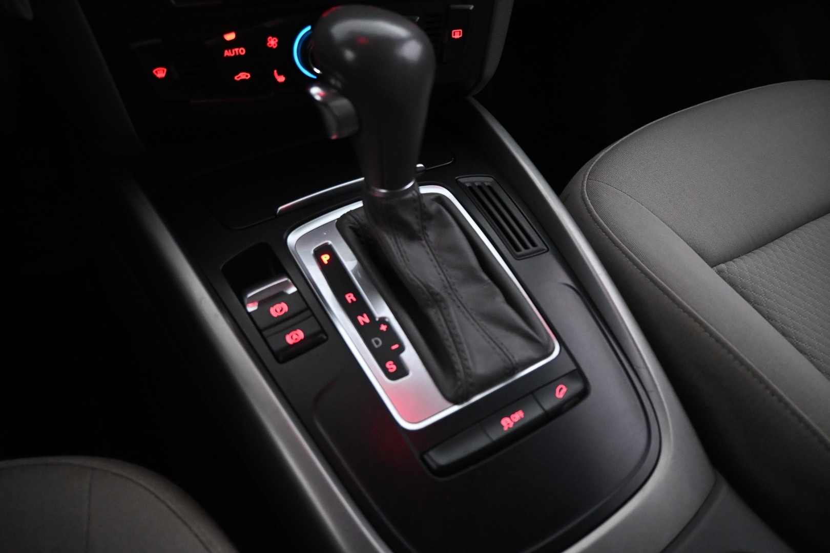 AUDI Q5 2011