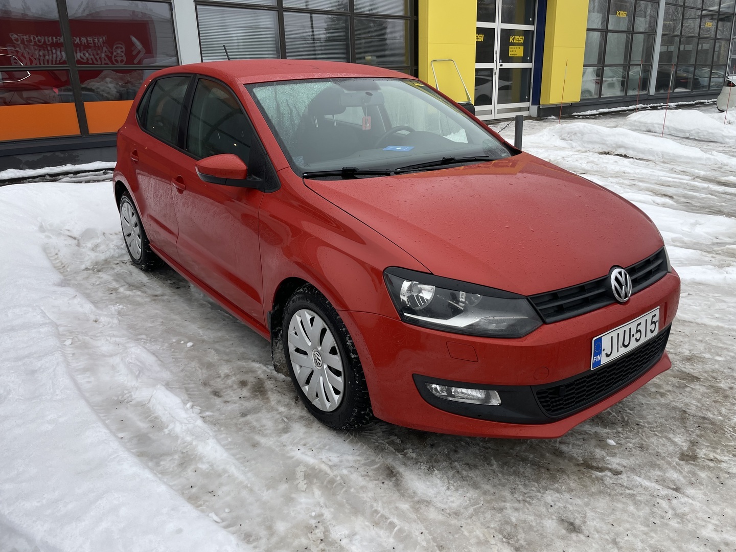 VOLKSWAGEN Polo 2013