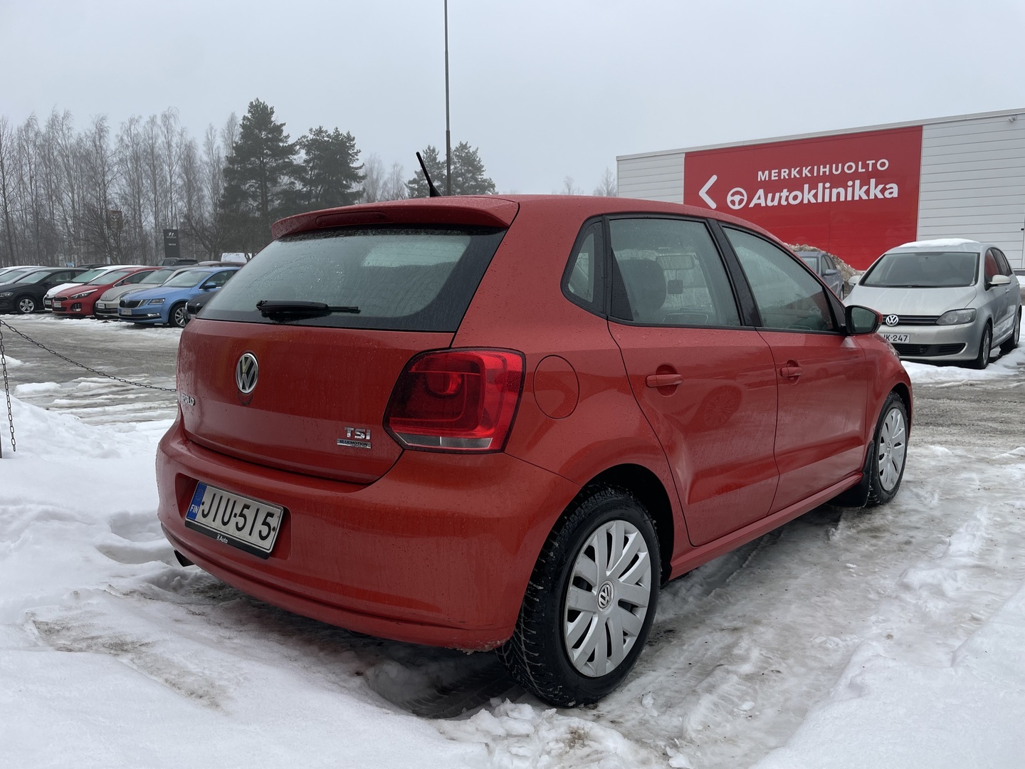 VOLKSWAGEN Polo 2013