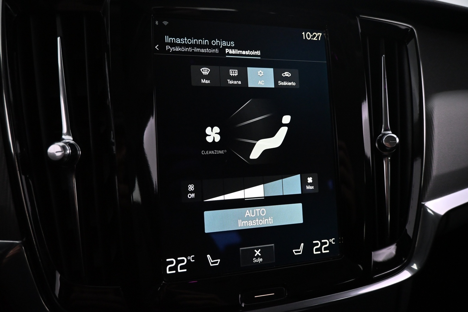 VOLVO V90 Cross Country 2018