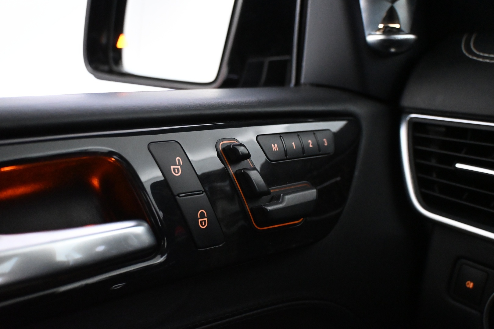 MERCEDES-BENZ GL 2014