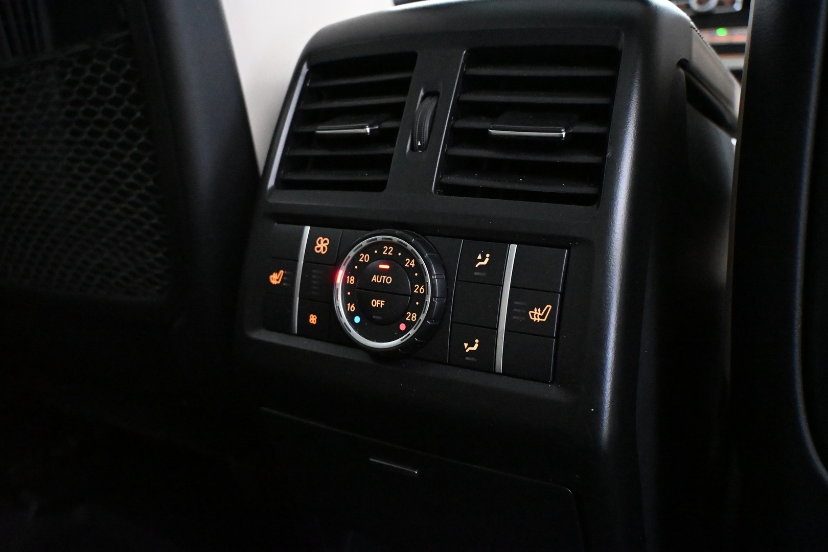 MERCEDES-BENZ GL 2014