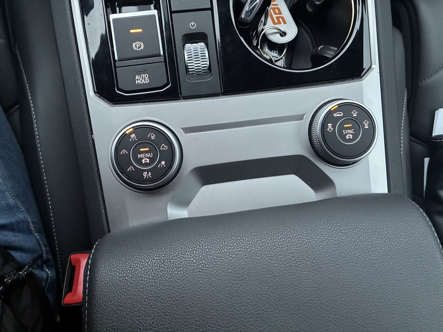 VOLKSWAGEN Touareg 2021