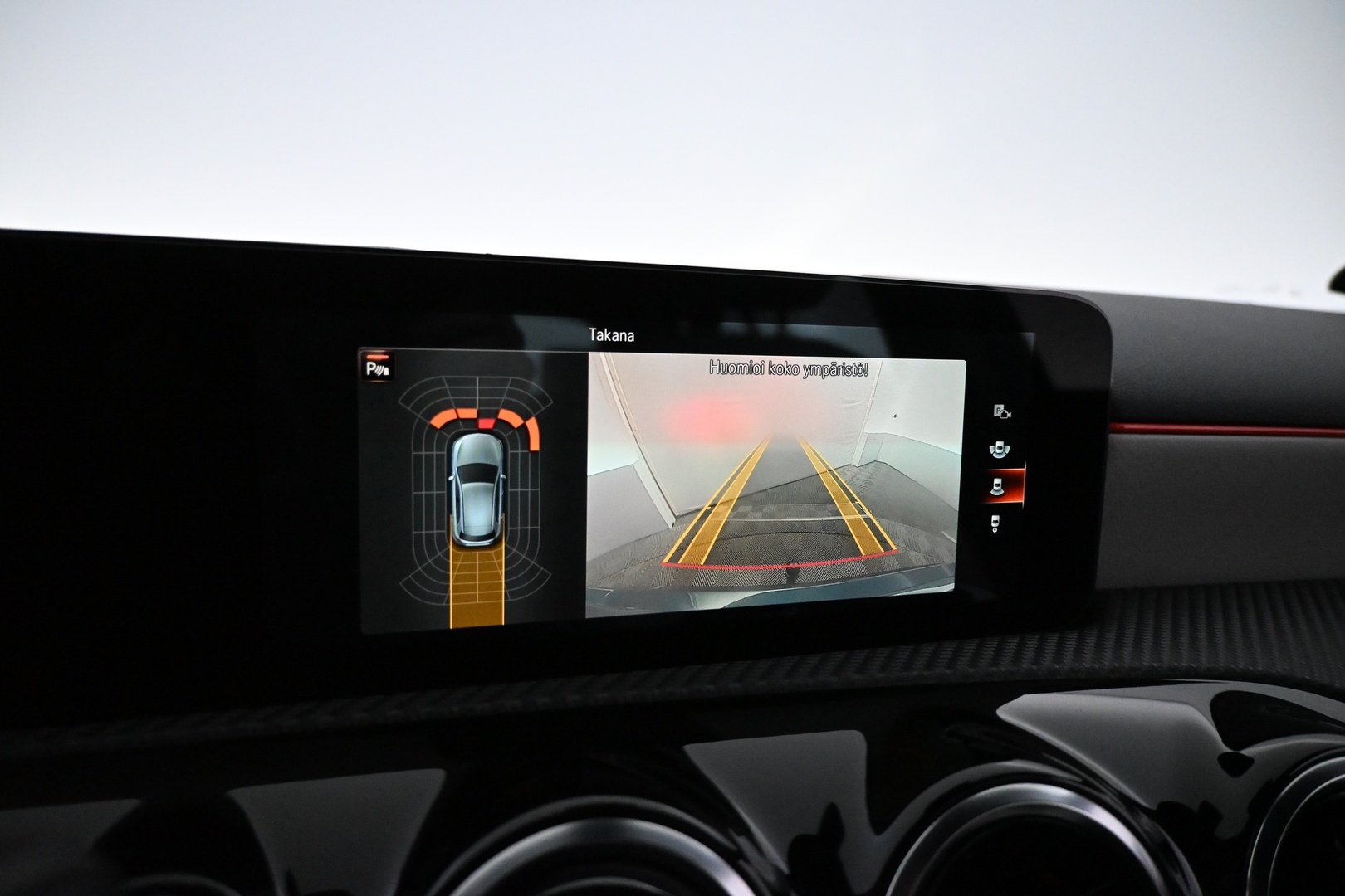 MERCEDES-BENZ A 2021