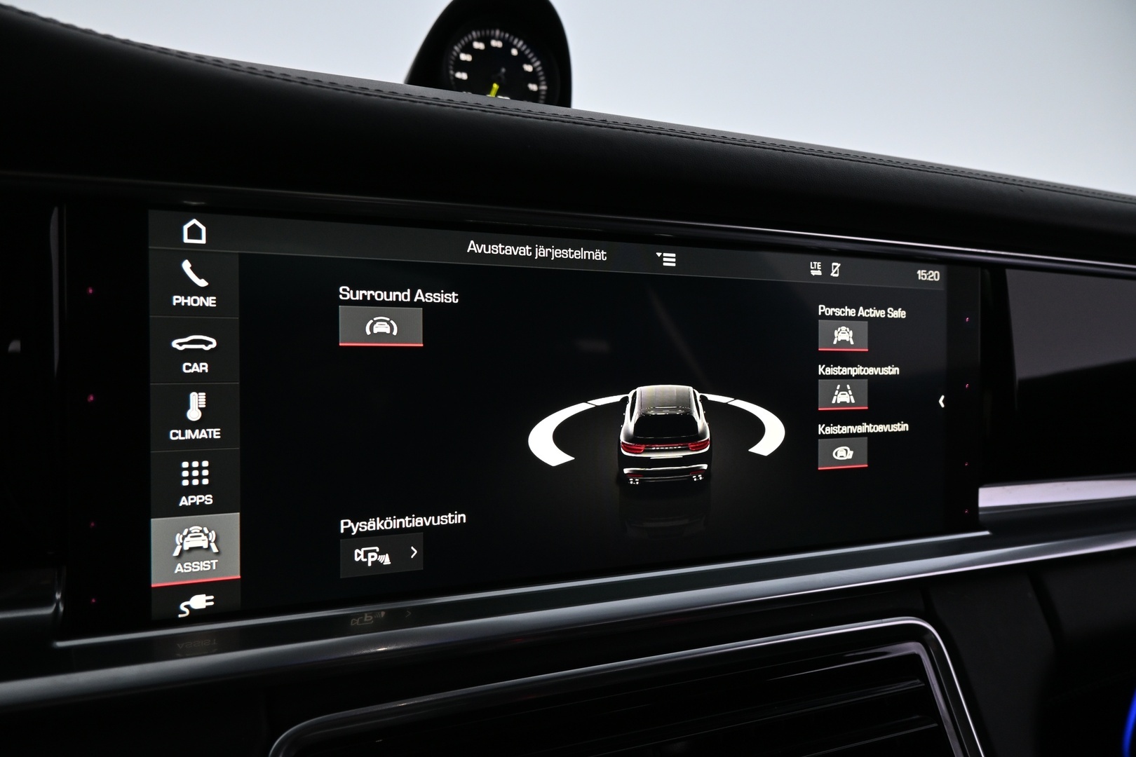 PORSCHE Panamera 2018