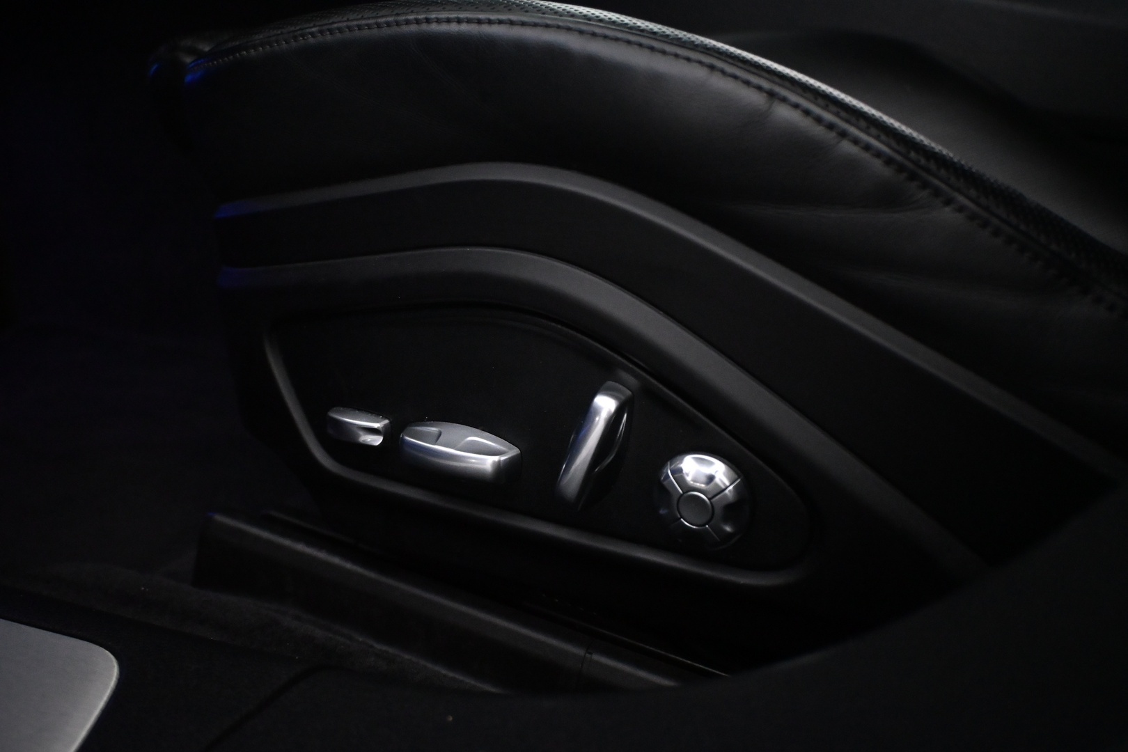 PORSCHE Panamera 2018