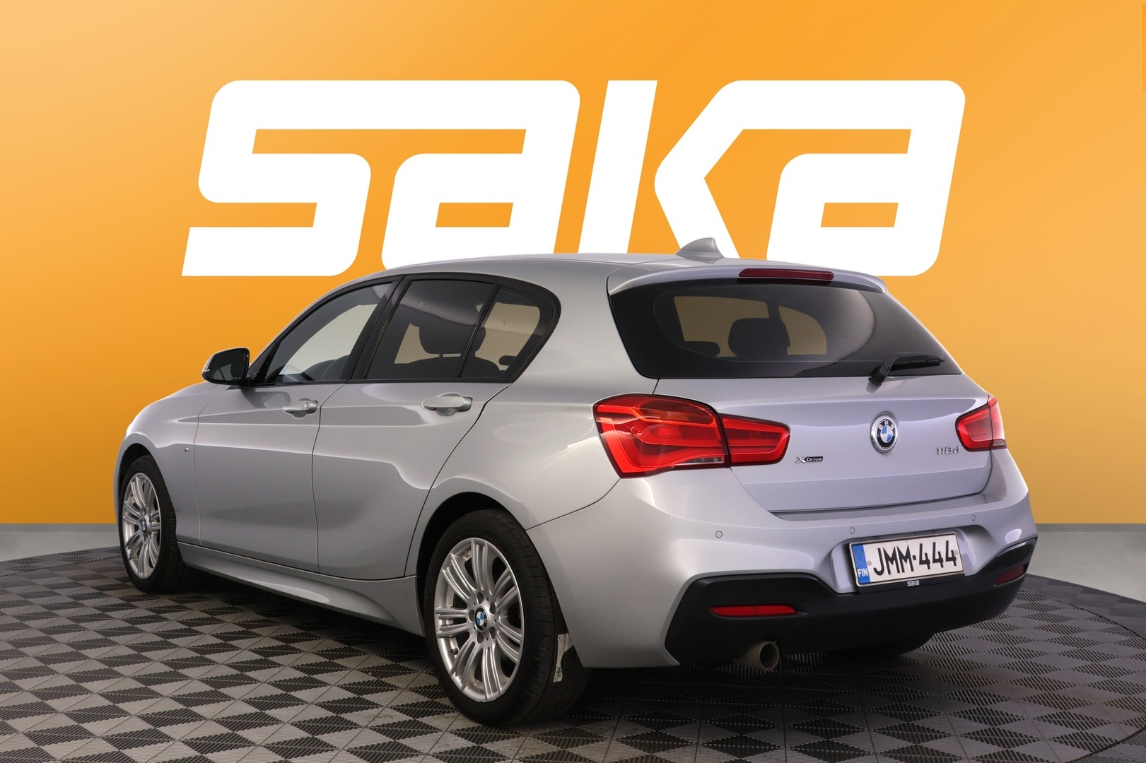 BMW 118 2018