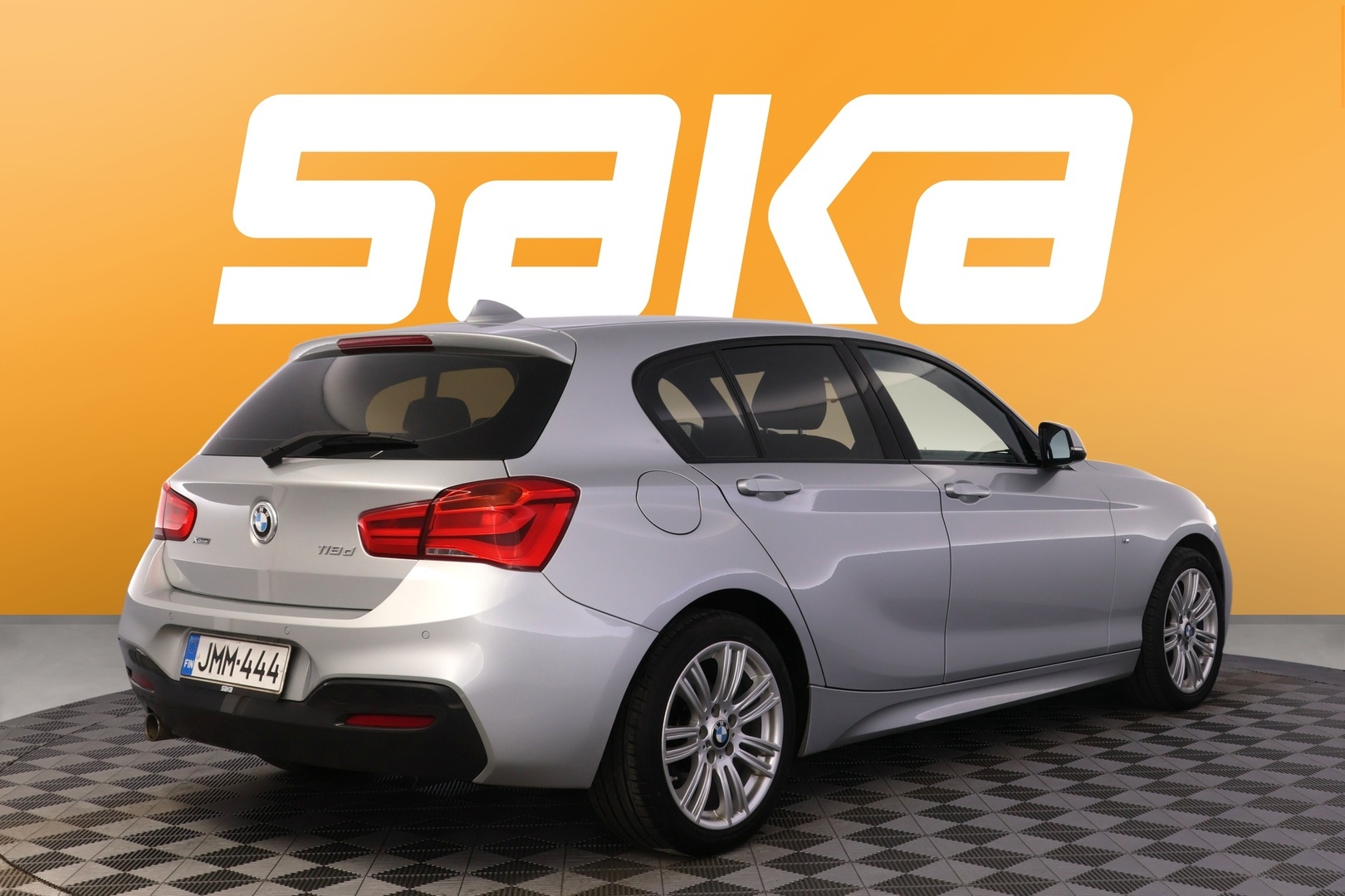 BMW 118 2018