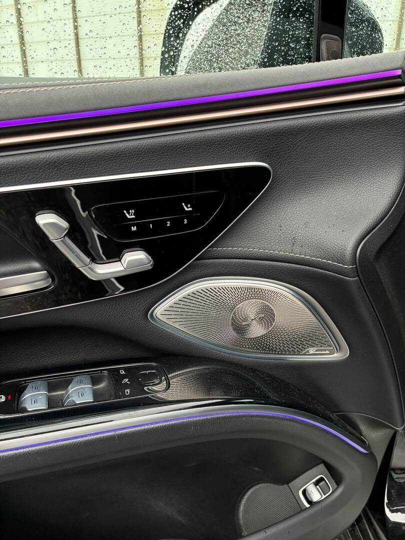 MERCEDES-BENZ EQS SUV 2023