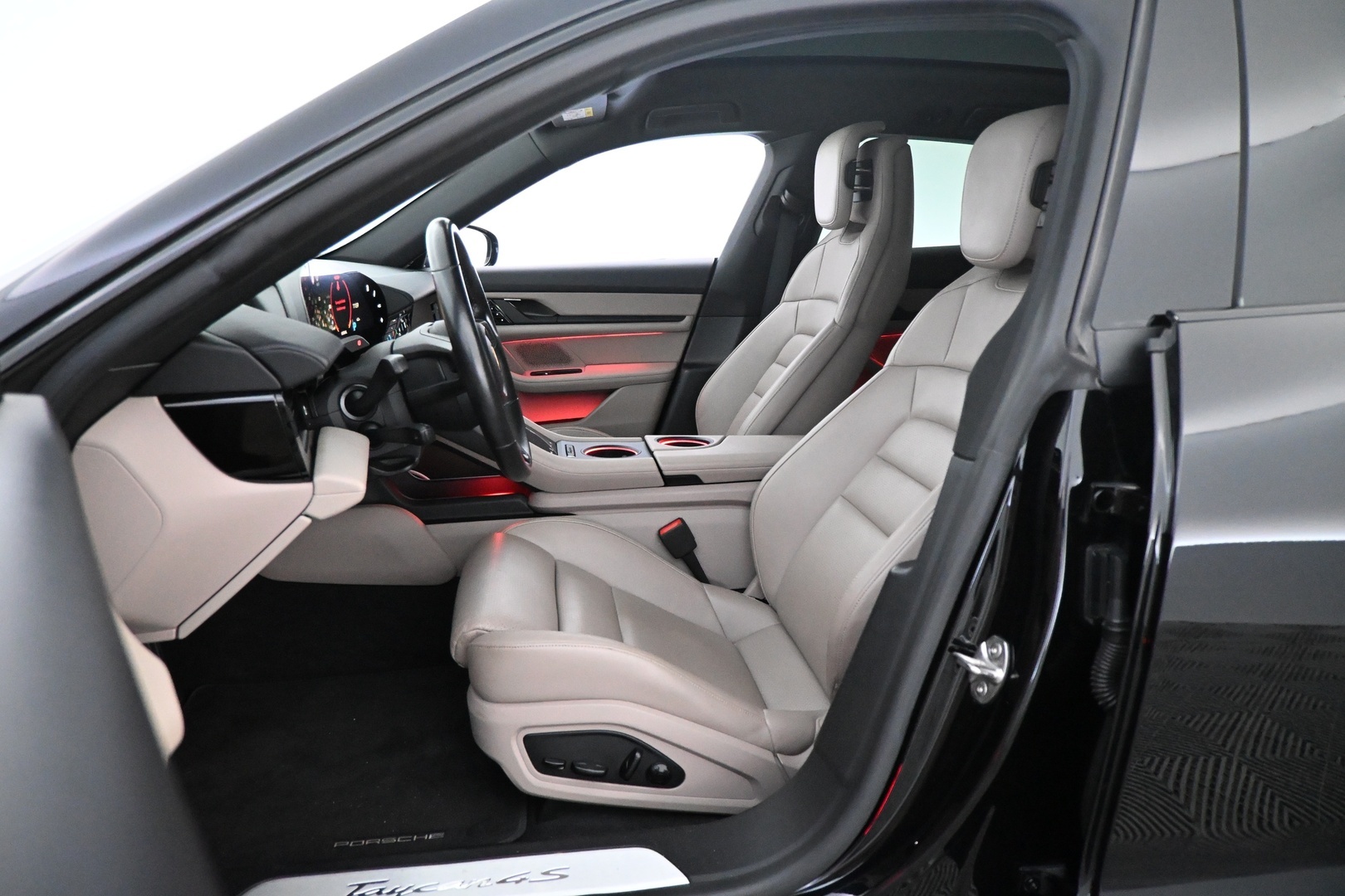 PORSCHE Taycan 2022