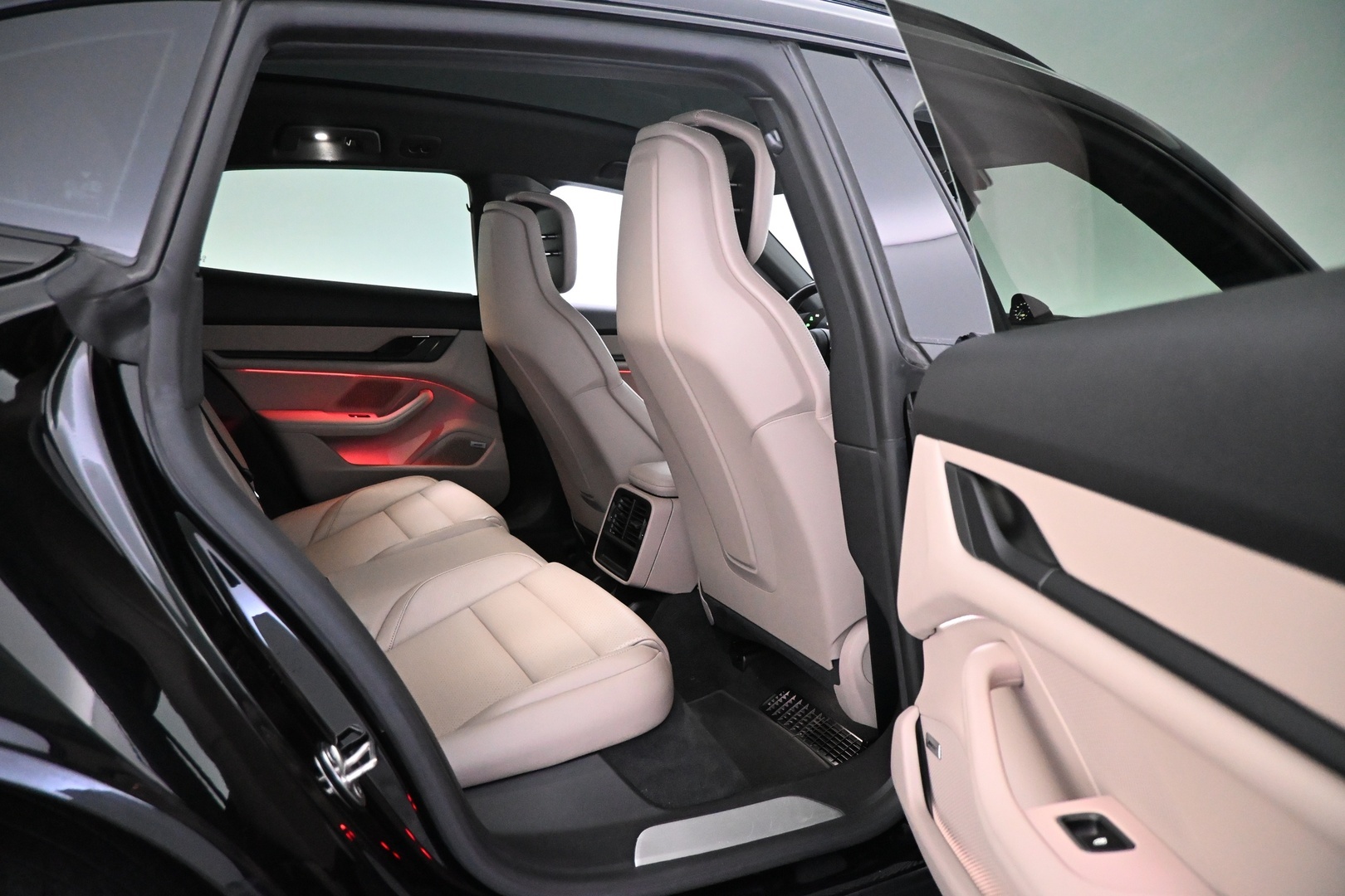 PORSCHE Taycan 2022