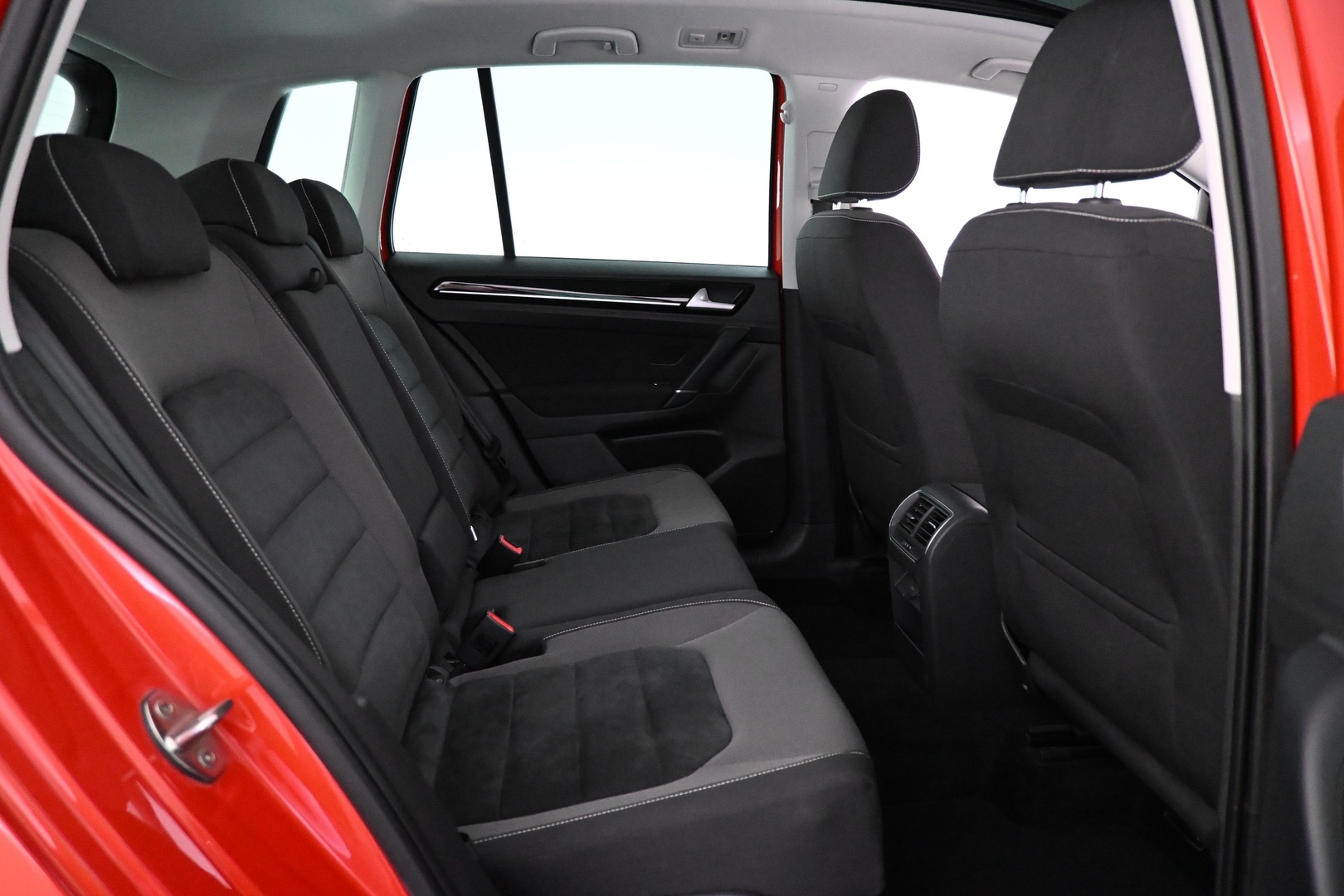 VOLKSWAGEN Golf Sportsvan 2016