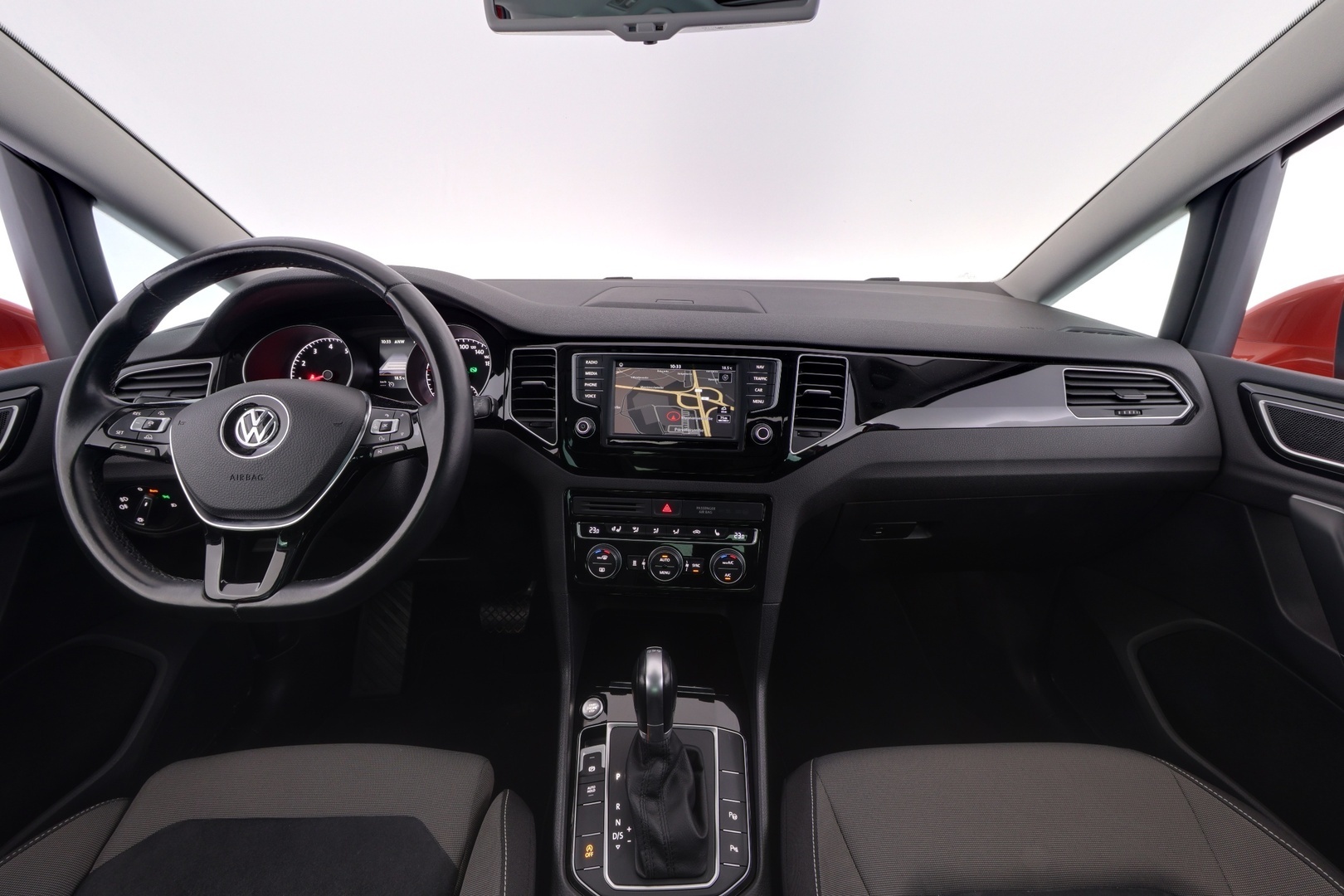 VOLKSWAGEN Golf Sportsvan 2016