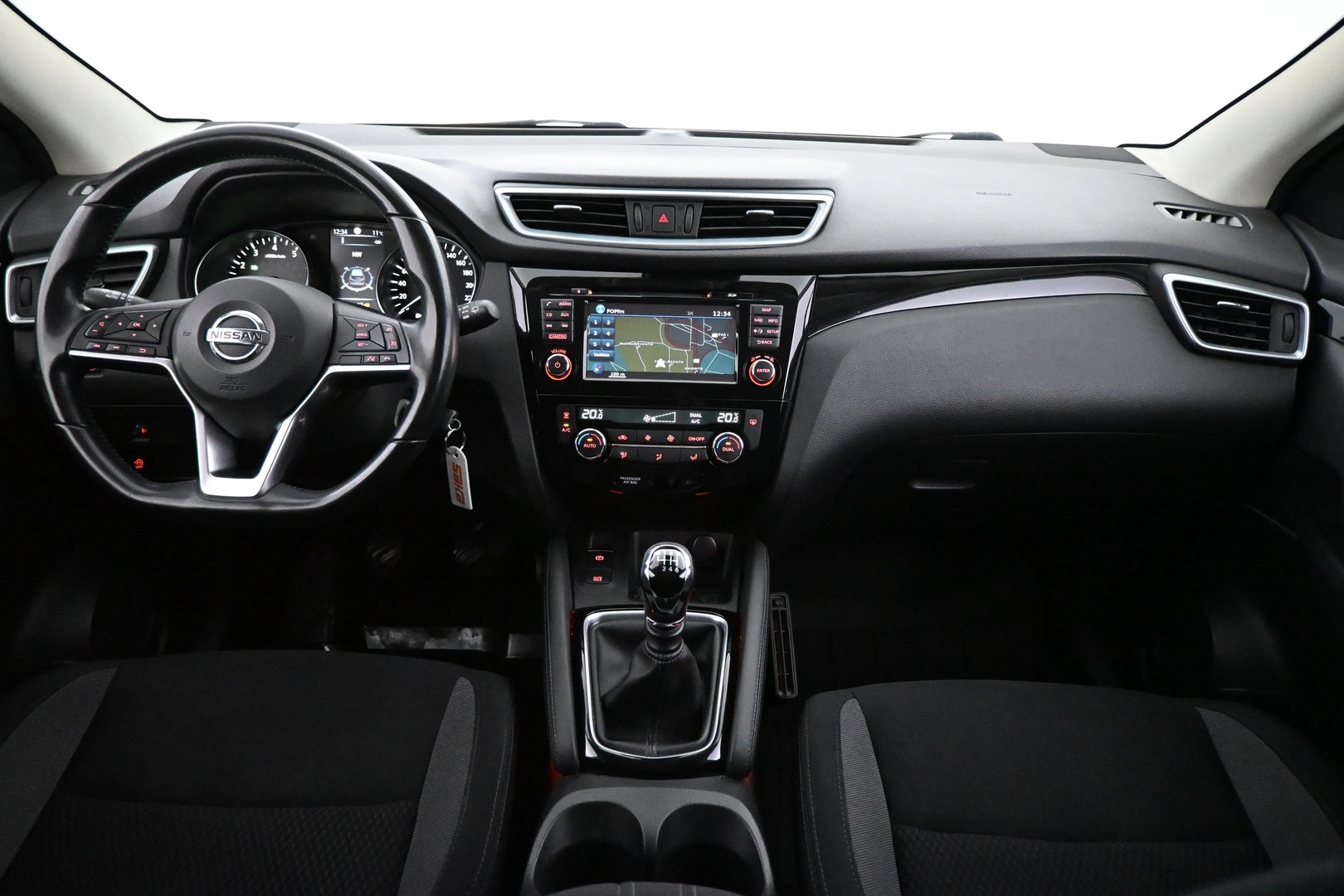 NISSAN Qashqai 2018