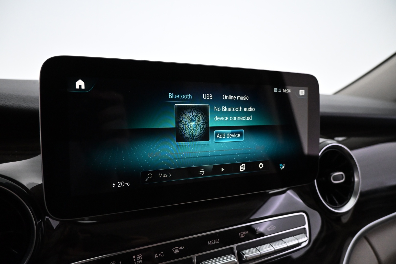 MERCEDES-BENZ V 2022