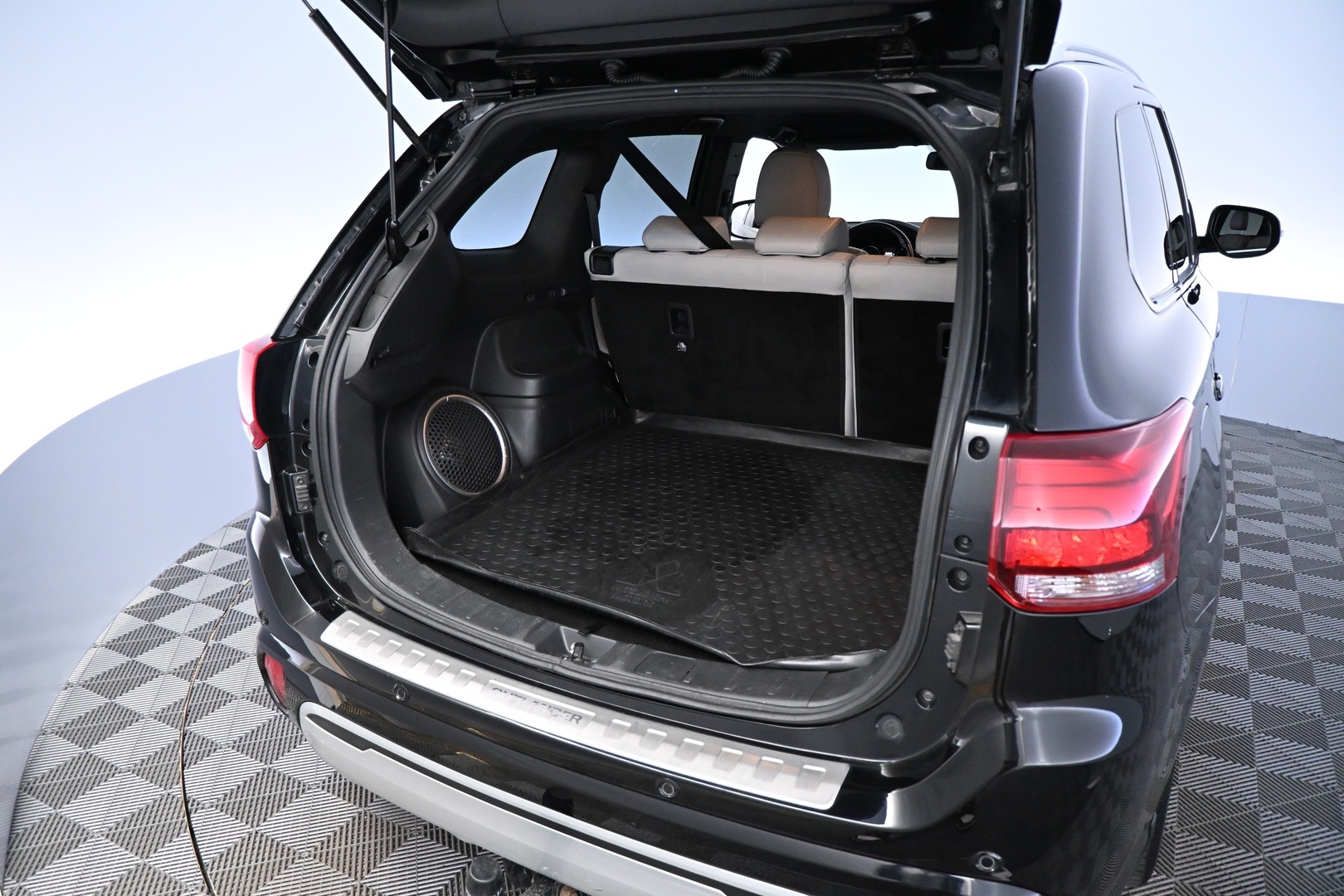 MITSUBISHI Outlander PHEV 2019