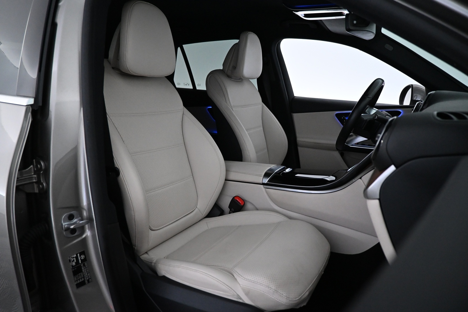 MERCEDES-BENZ GLC 2023