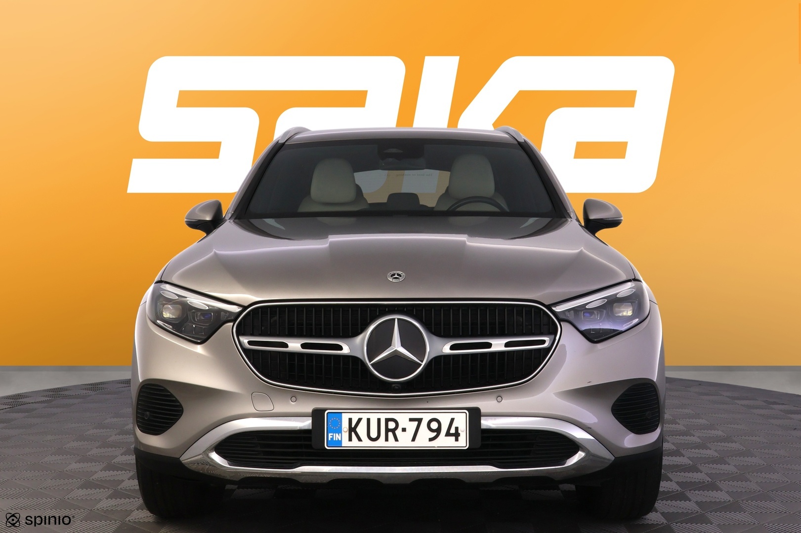 MERCEDES-BENZ GLC 2023