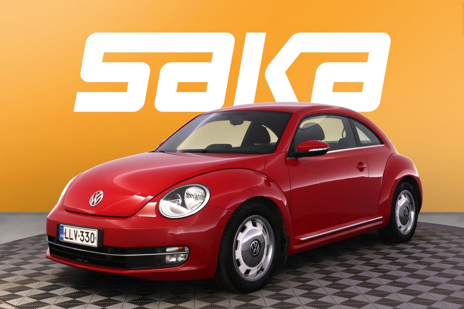 VOLKSWAGEN Beetle 2013