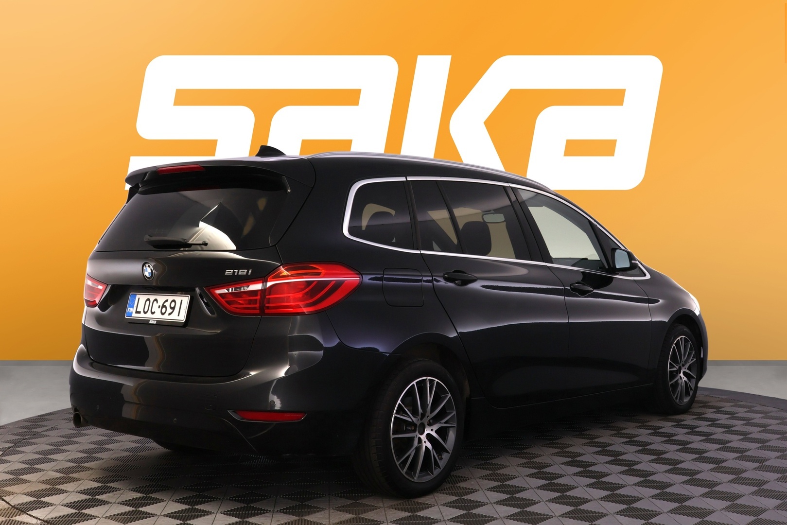 BMW 218 2016