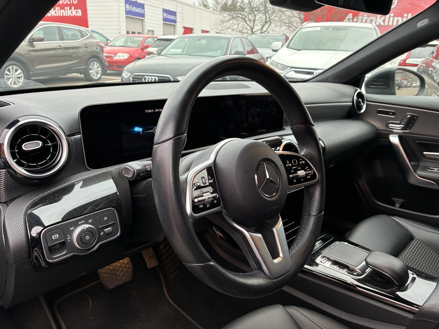 MERCEDES-BENZ A 2019