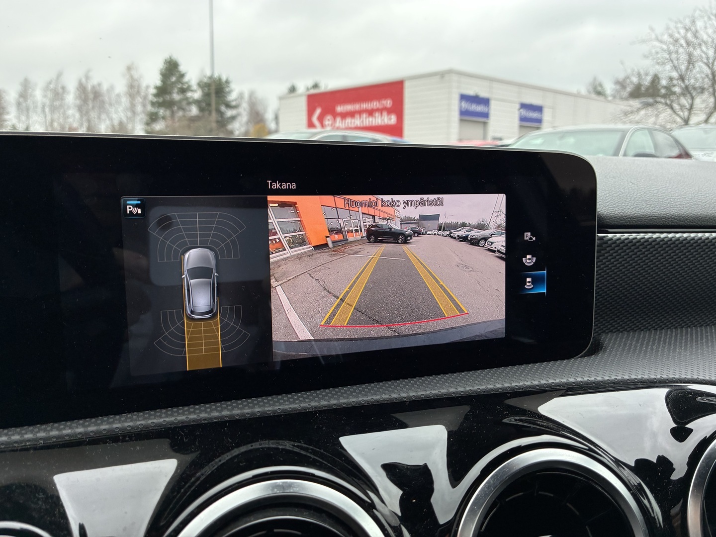 MERCEDES-BENZ A 2019