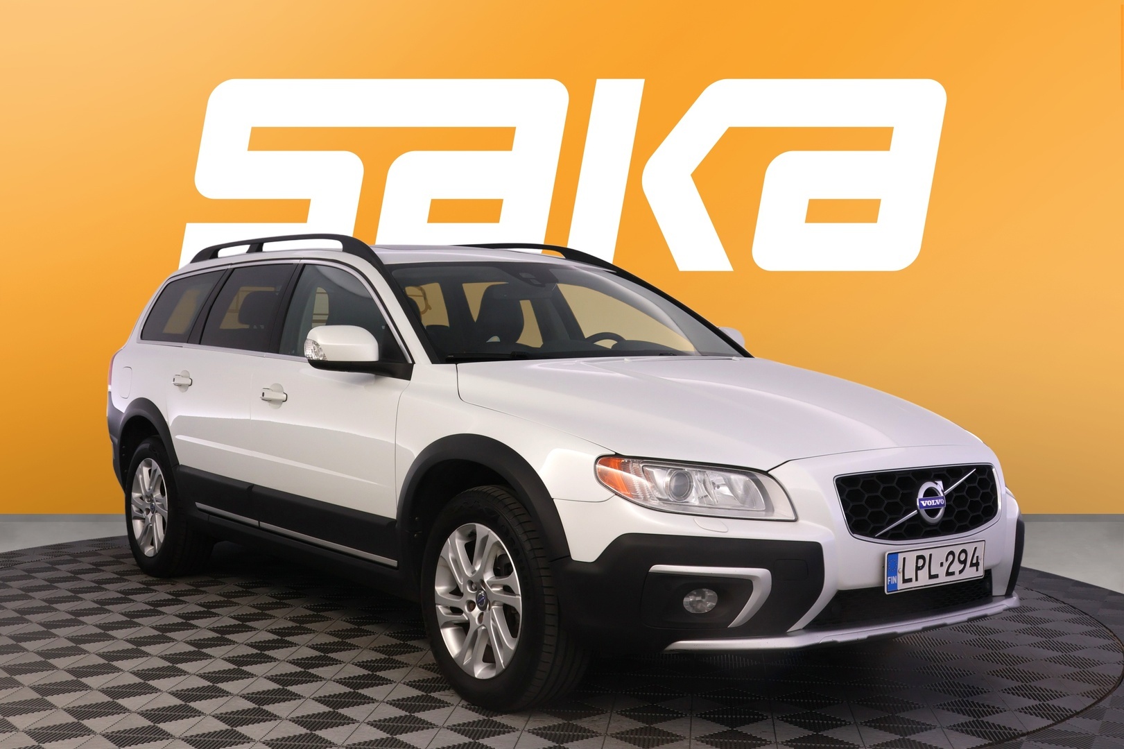 VOLVO XC70 2013
