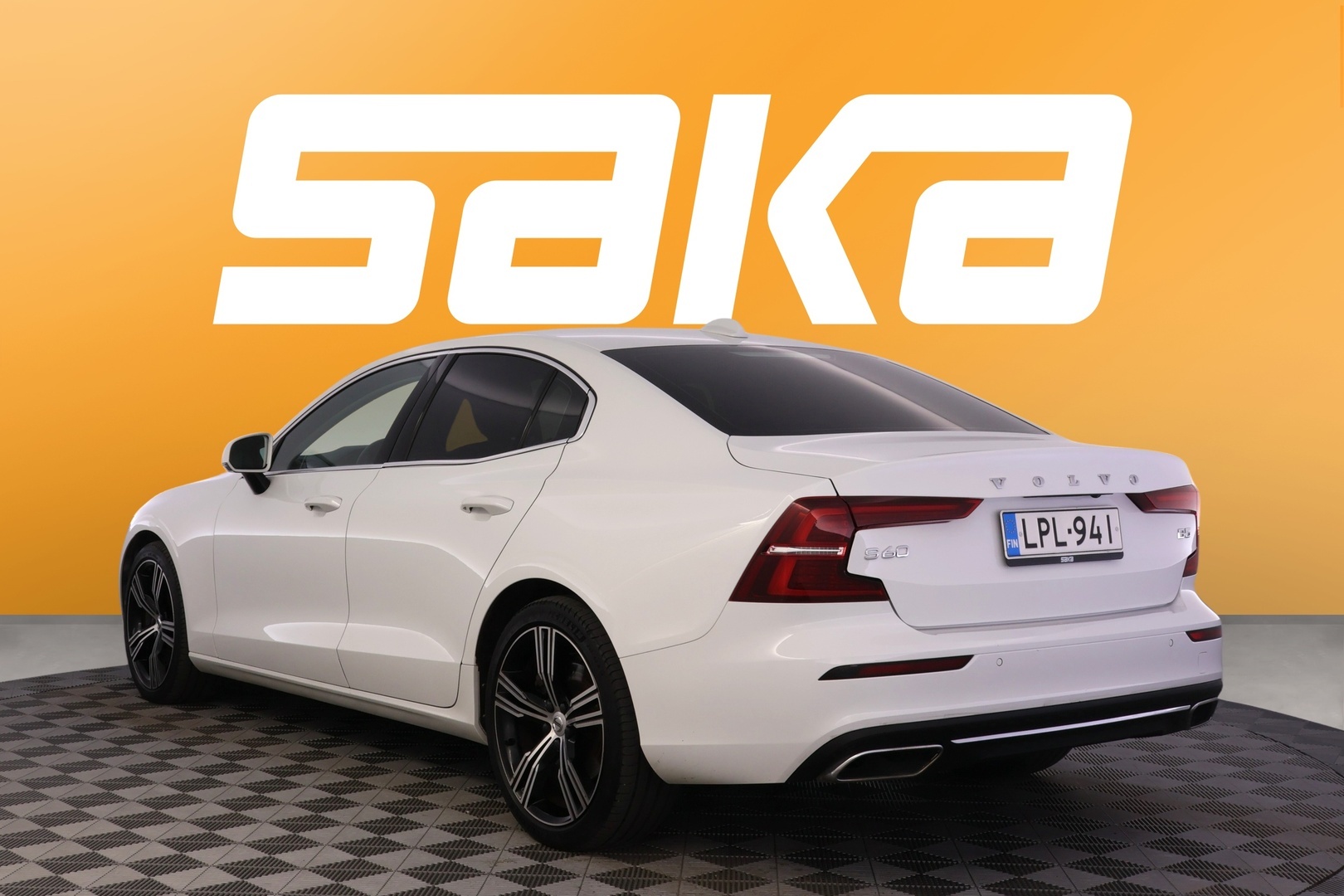 VOLVO S60 2021