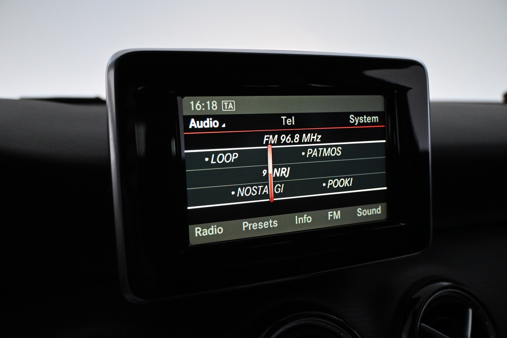 MERCEDES-BENZ A 2013