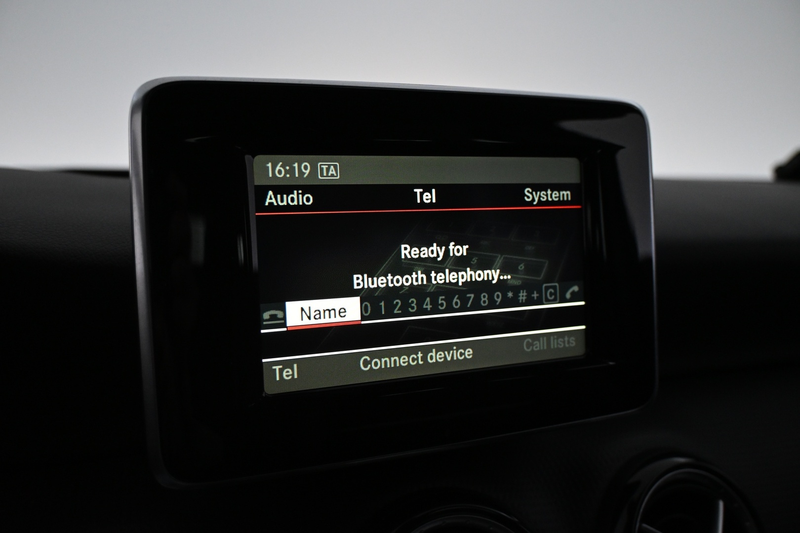 MERCEDES-BENZ A 2013