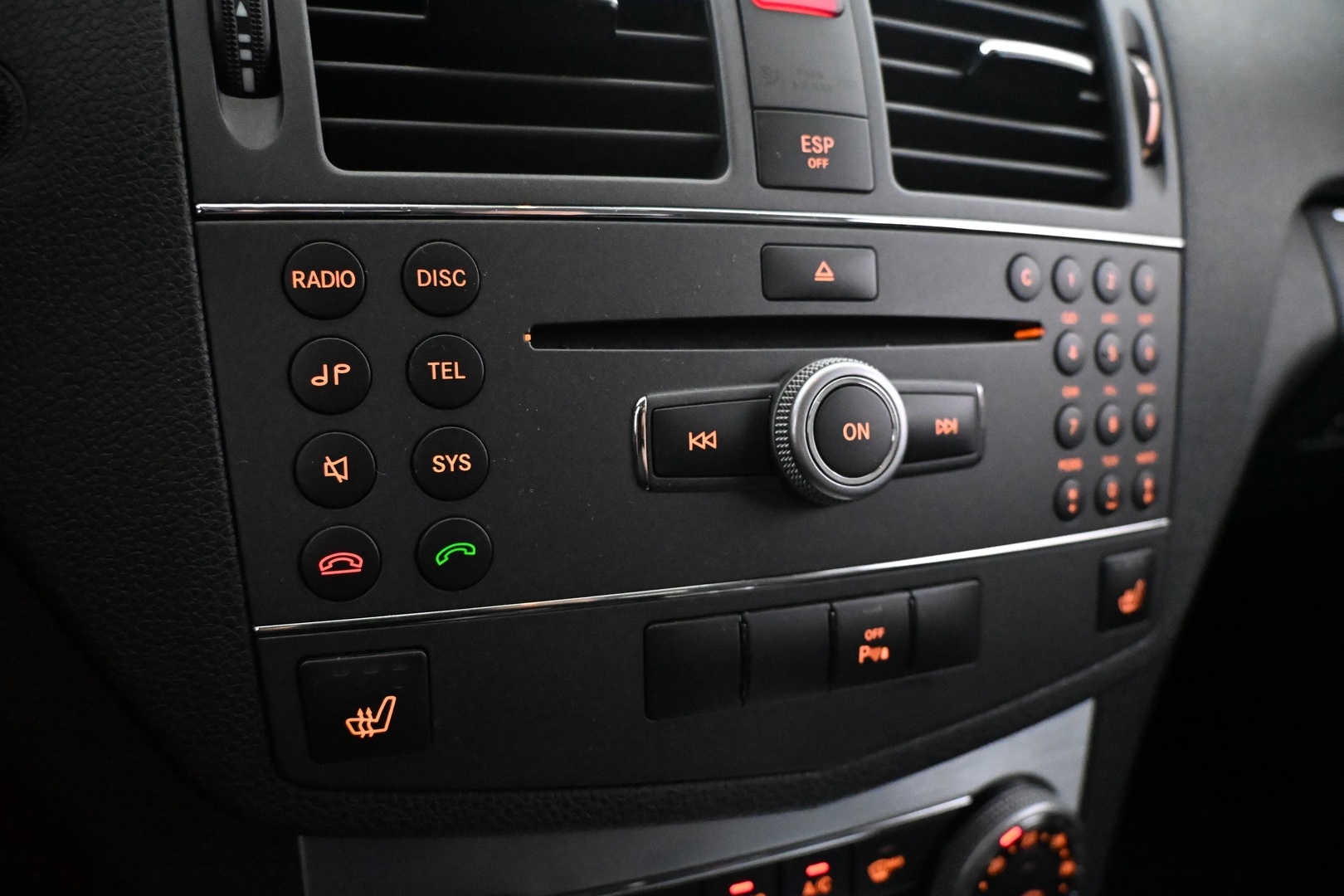 MERCEDES-BENZ C 2011