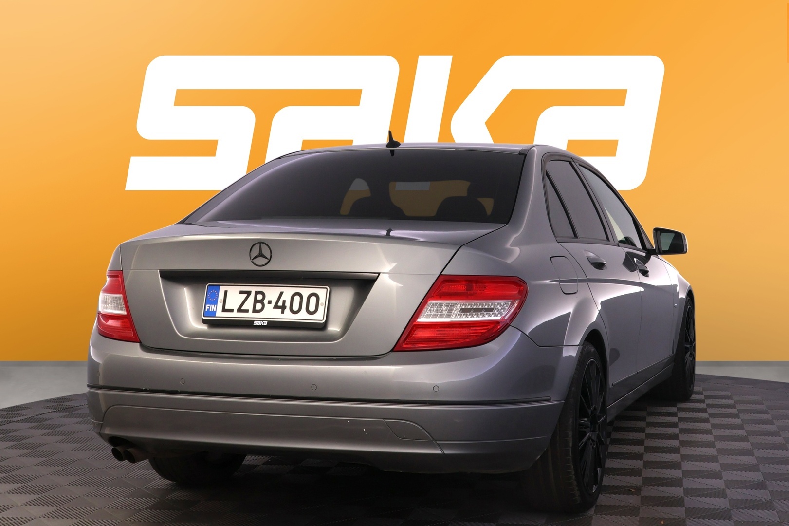 MERCEDES-BENZ C 2011