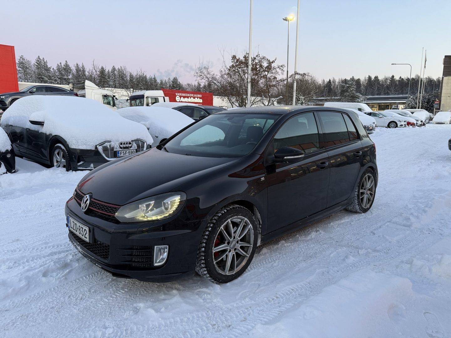 VOLKSWAGEN Golf 2011