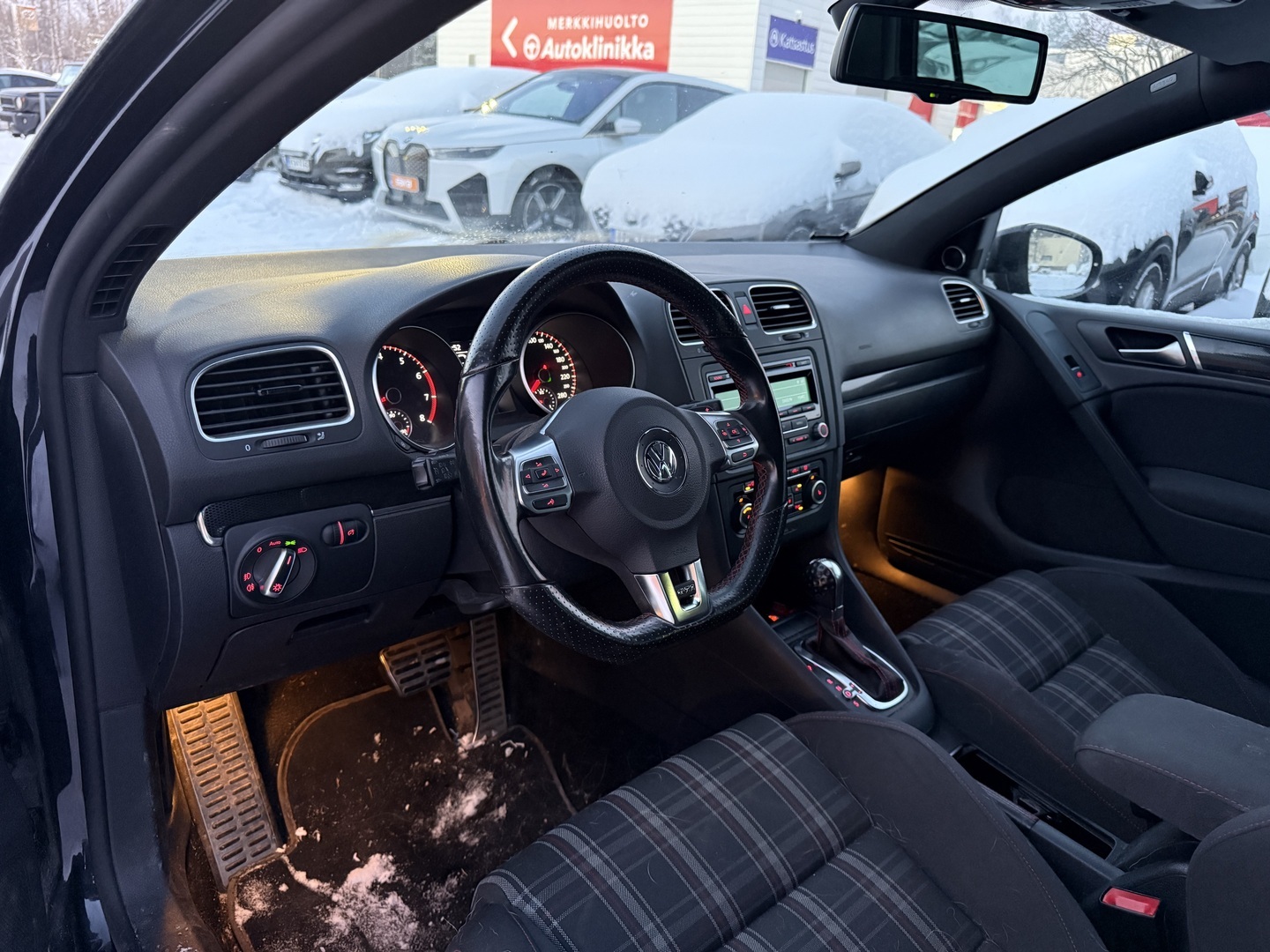 VOLKSWAGEN Golf 2011