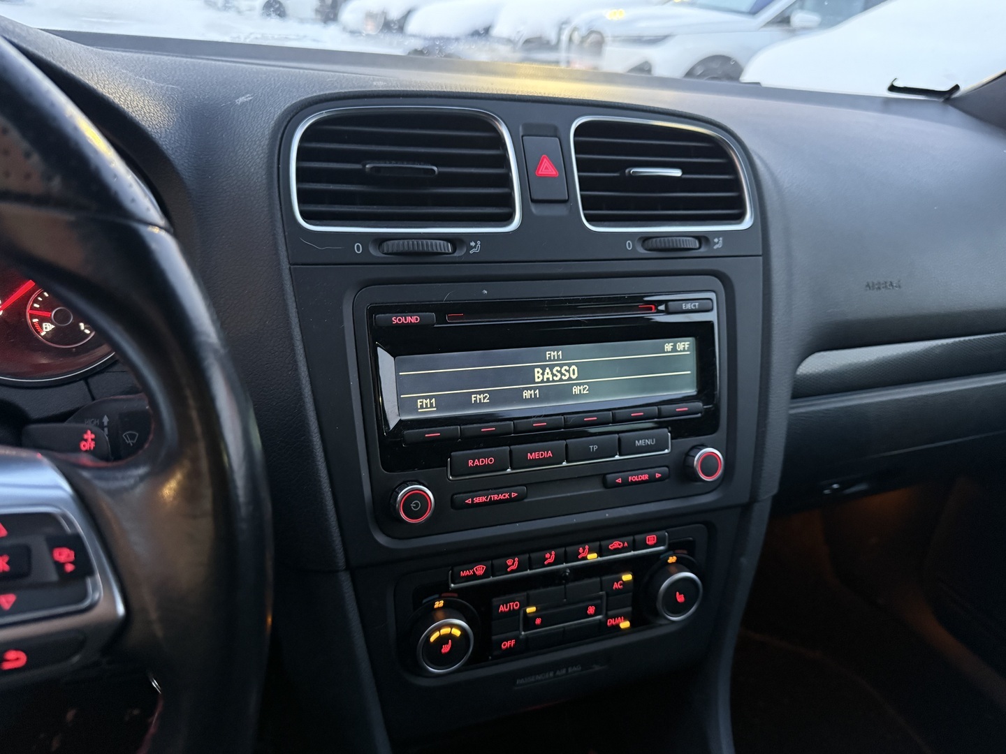 VOLKSWAGEN Golf 2011