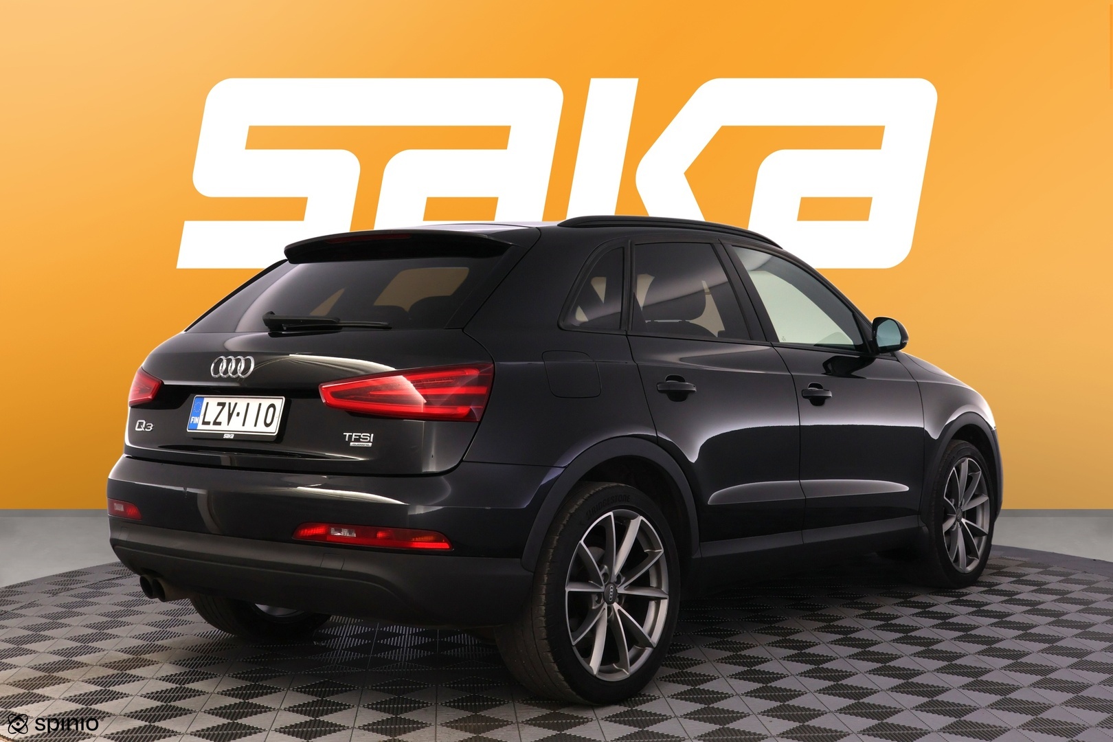 AUDI Q3 2012