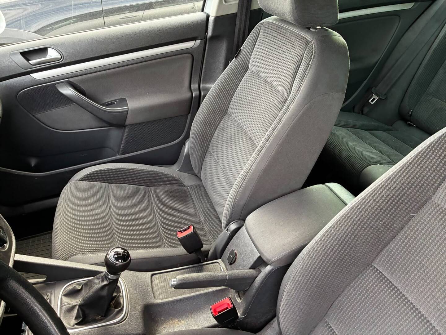 VOLKSWAGEN Golf 2008