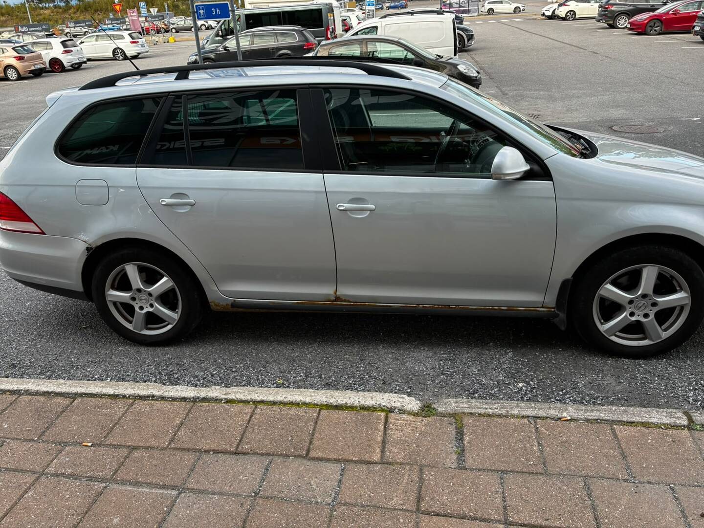 VOLKSWAGEN Golf 2008