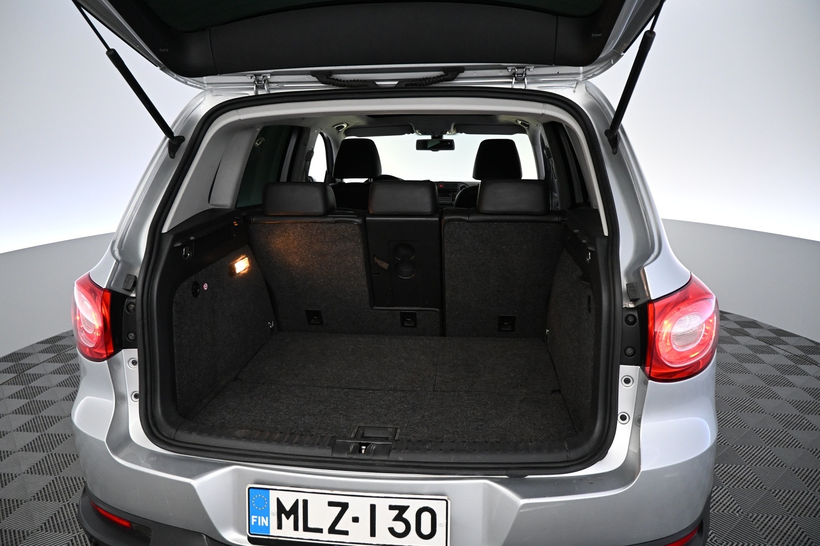 VOLKSWAGEN Tiguan 2010