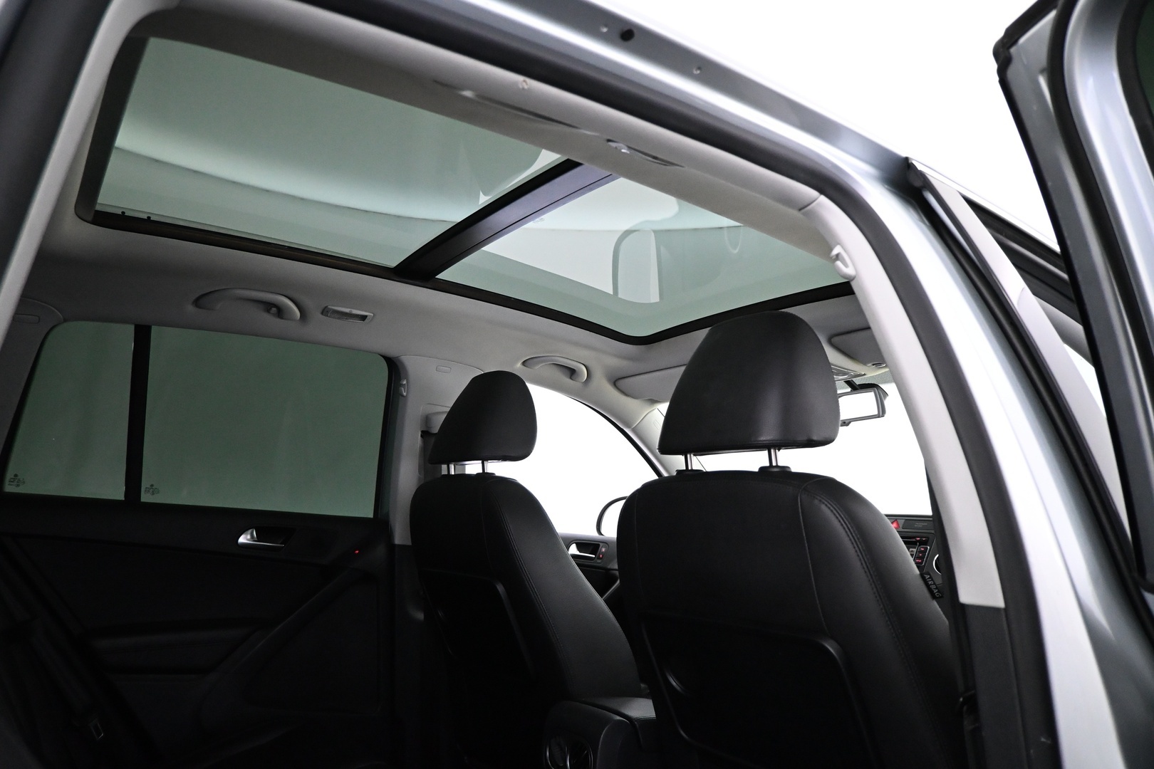 VOLKSWAGEN Tiguan 2010